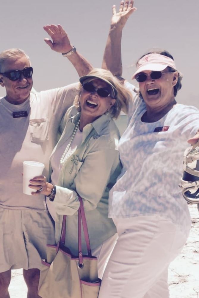 Belmont Gardens Travel Program - Happy Seniors